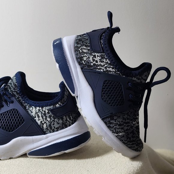 Hawkwell Boys Breathable Lightweight Running Shoes Size 9 - Picture 4 of 11